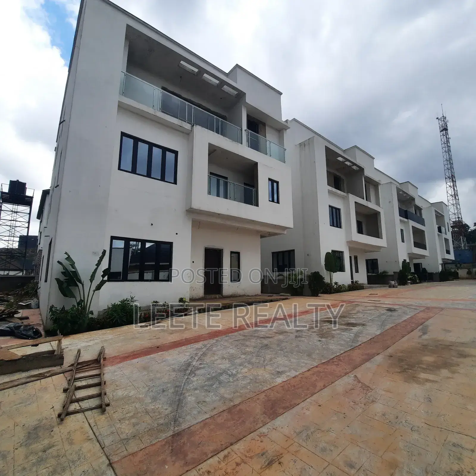 6bdrm Duplex in Asokoro for sale in Asokoro
