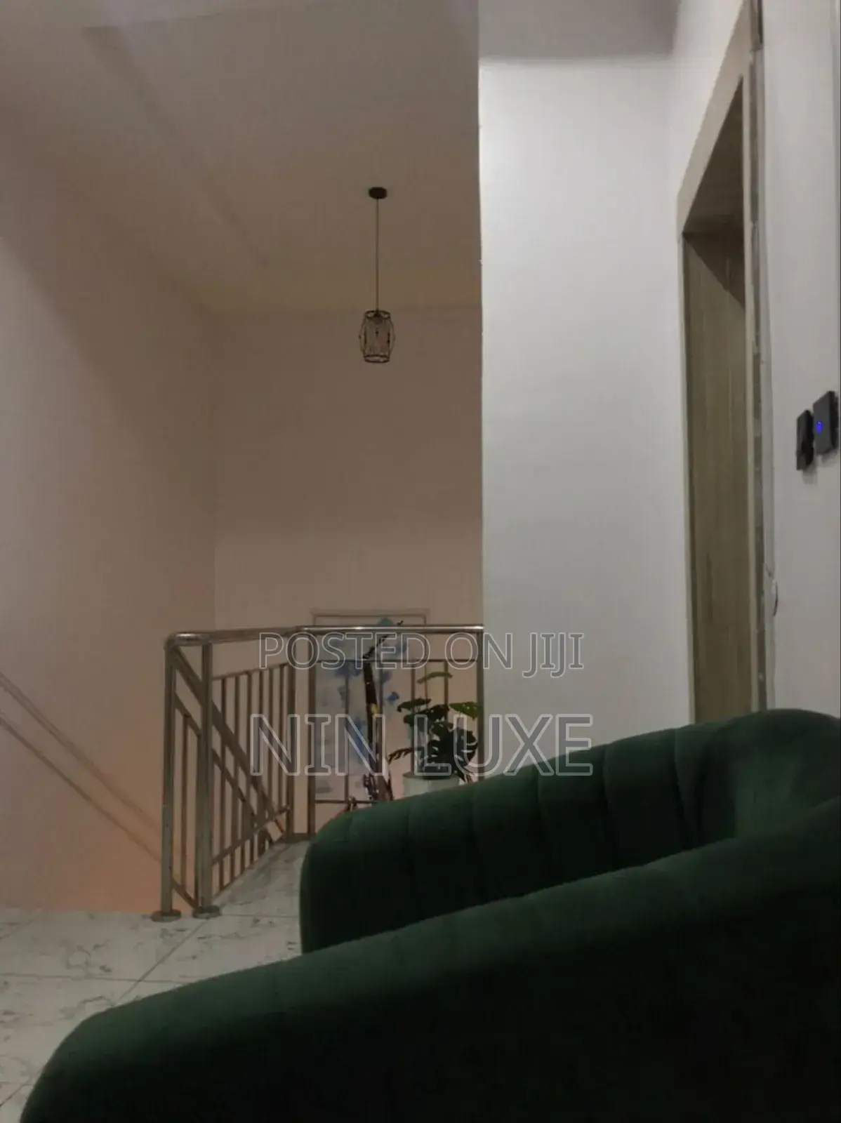 Exquisite Beautiful Furnished Room in a Shared Apartment in Lekki