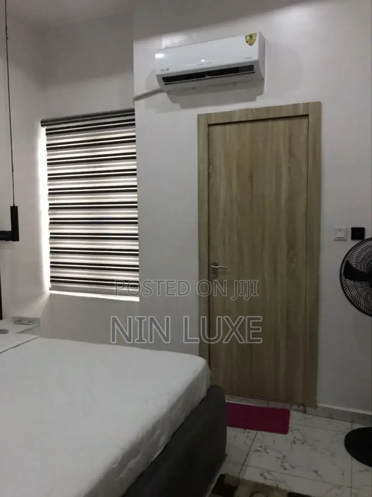 Exquisite Beautiful Furnished Room in a Shared Apartment in Lekki