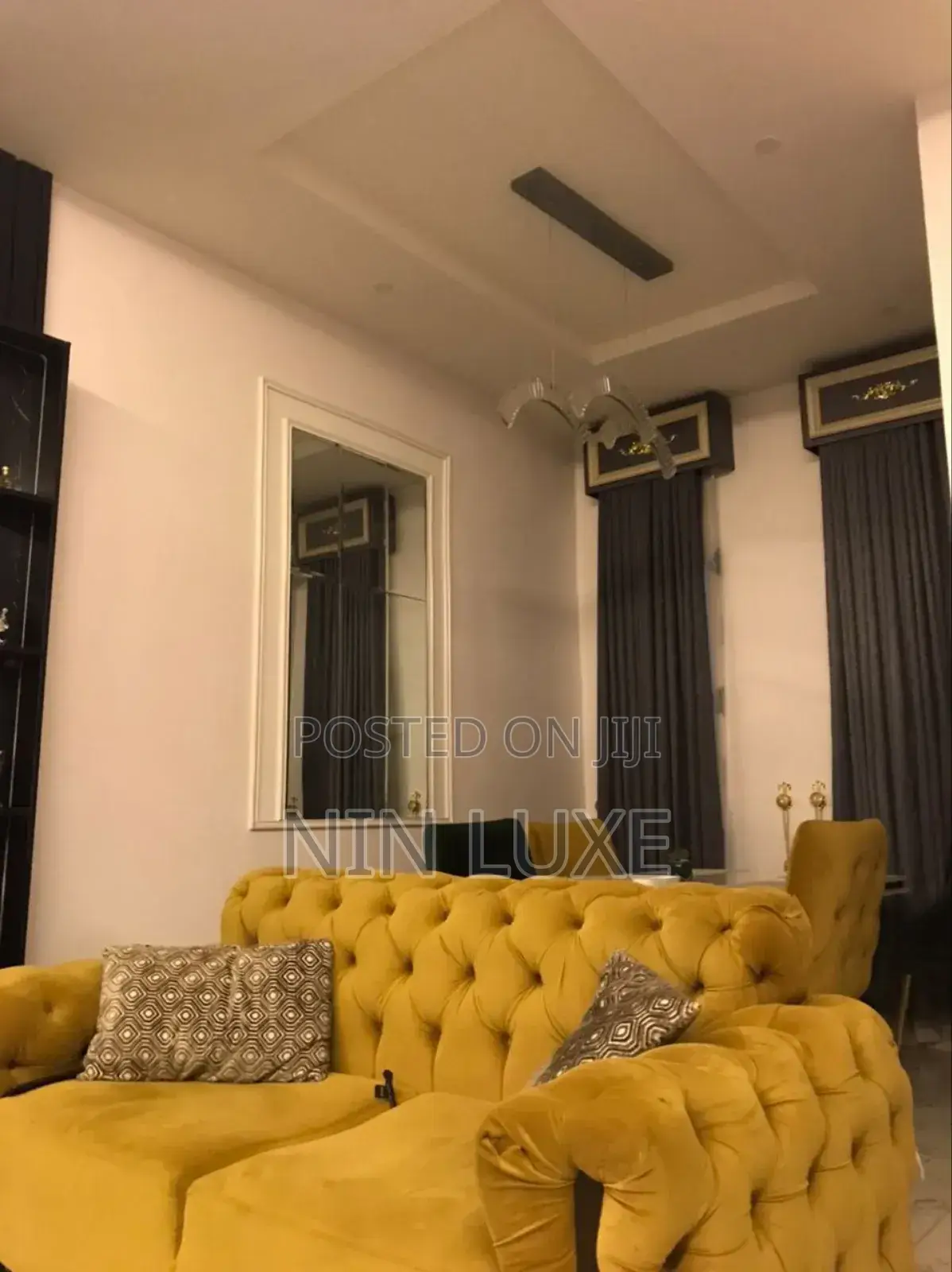 Exquisite Beautiful Furnished Room in a Shared Apartment in Lekki