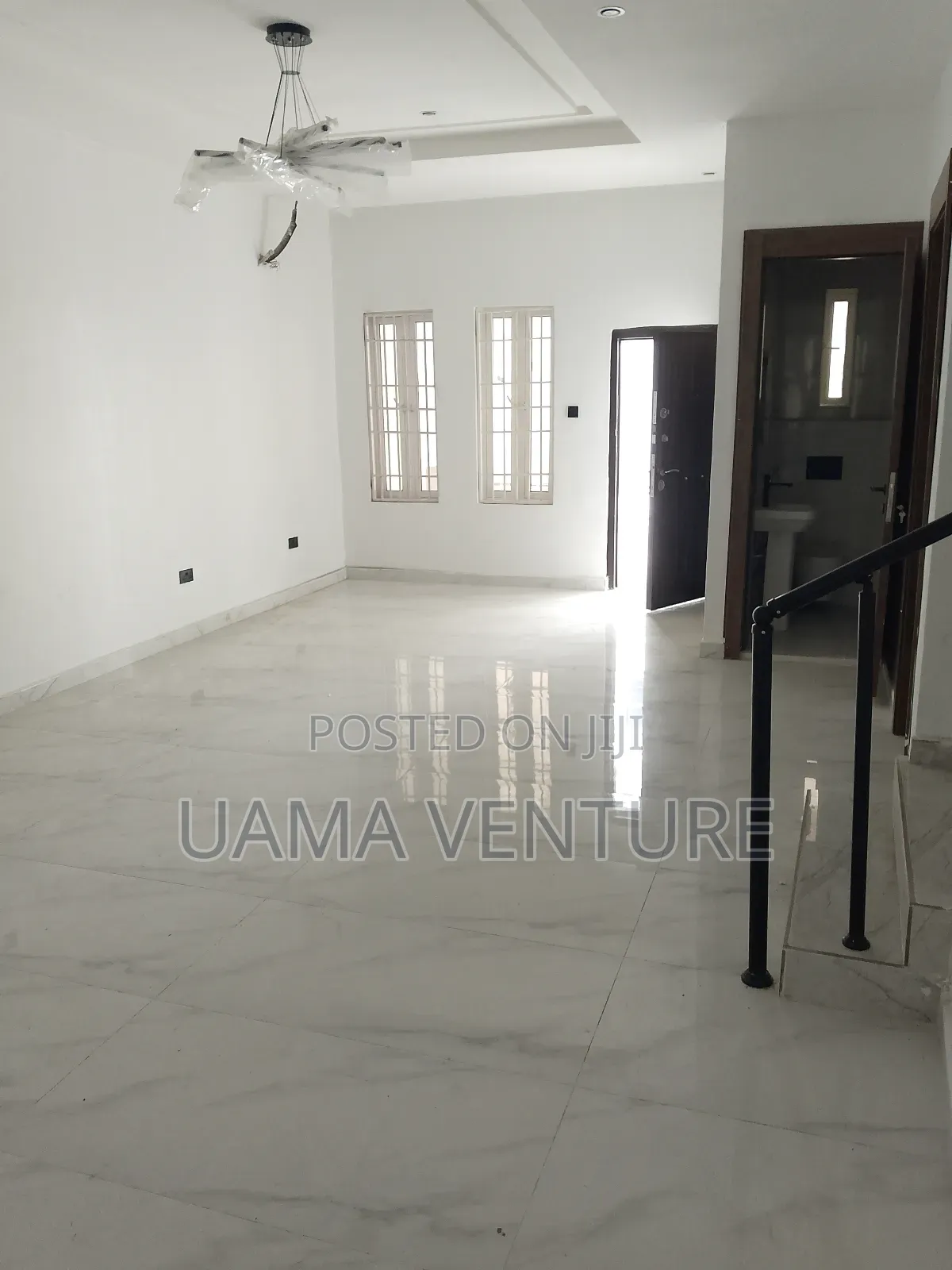 4bdrm Townhouse/Terrace in Sangotedo for Sale in Sangotedo