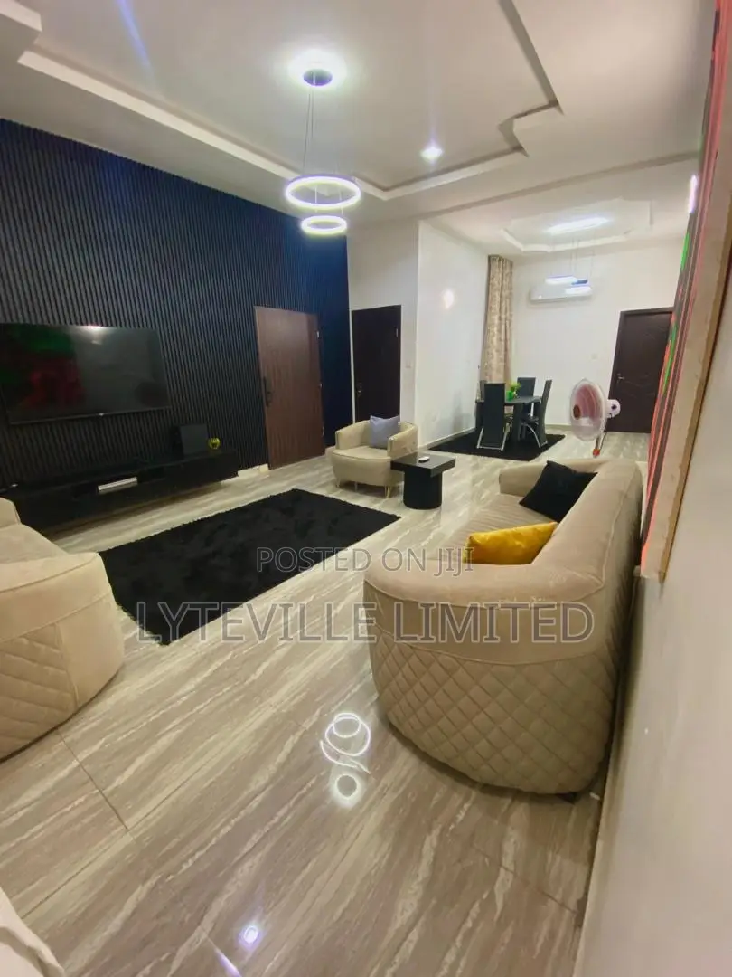 Cozy 3 Bedroom Apartment in Utako