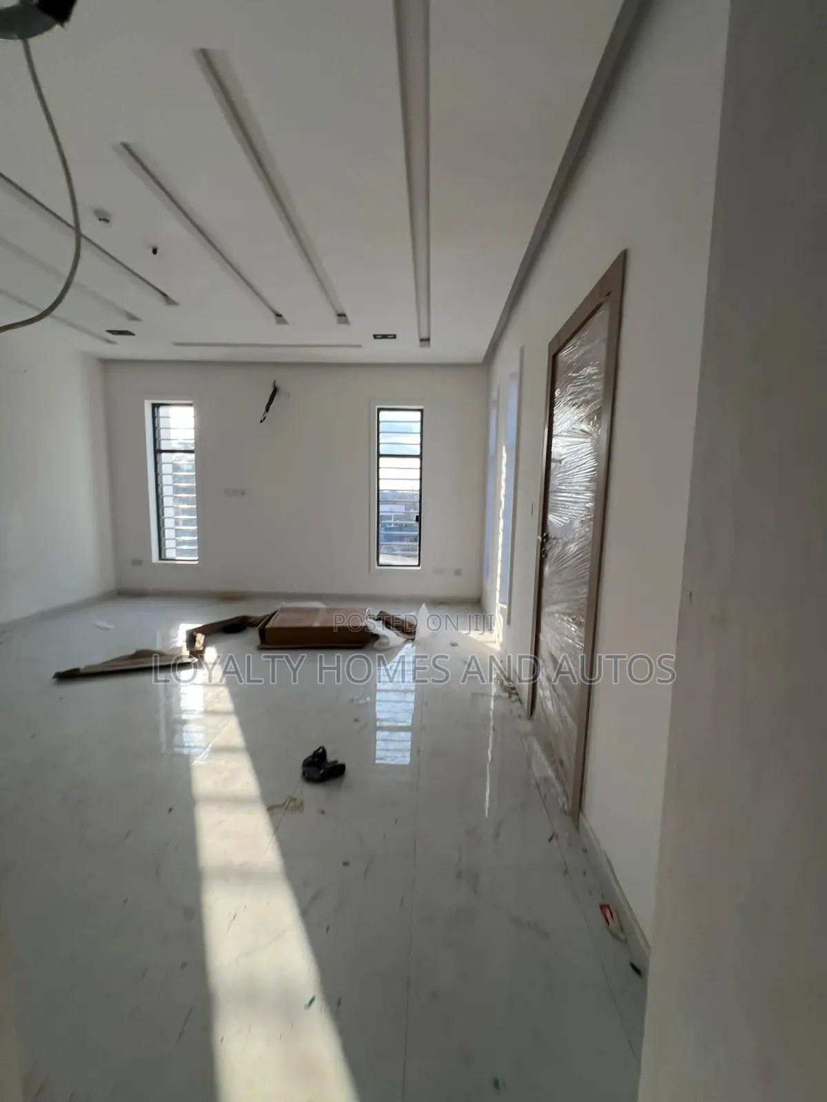 5bdrm Duplex in Omole Phase 1 Lagos for sale in Omole Phase 1
