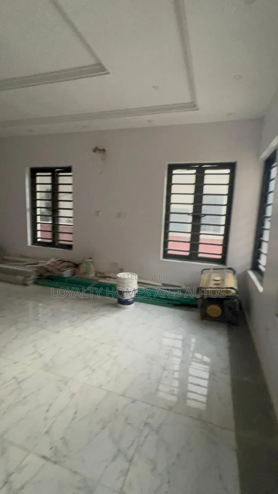 4bdrm Duplex in A Mini Estate By for sale in Ikeja GRA