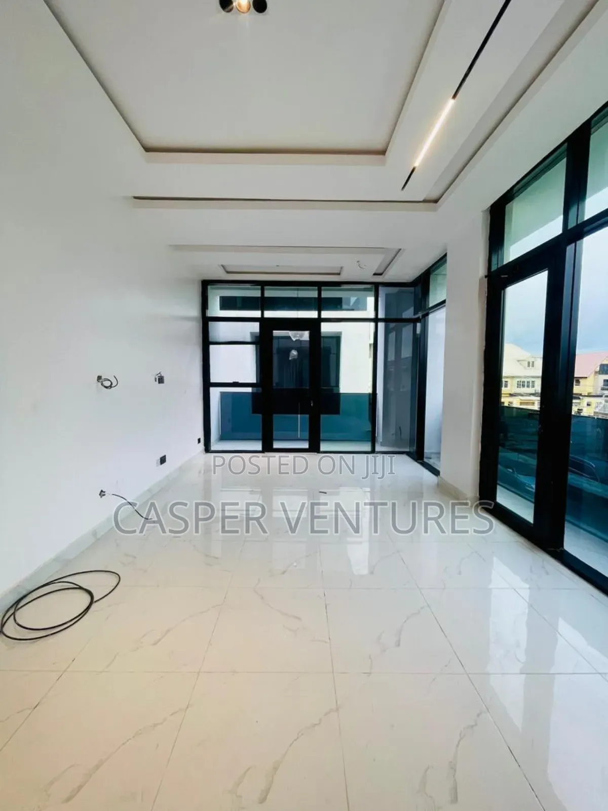 4bdrm Townhouse/Terrace in Adebayo, Lekki Phase 1 for sale in Lekki Phase 1
