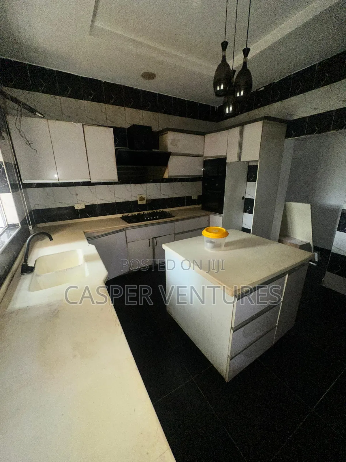 4bdrm Duplex in Fairview, Lekki Phase 2 for rent in Lekki Phase 2