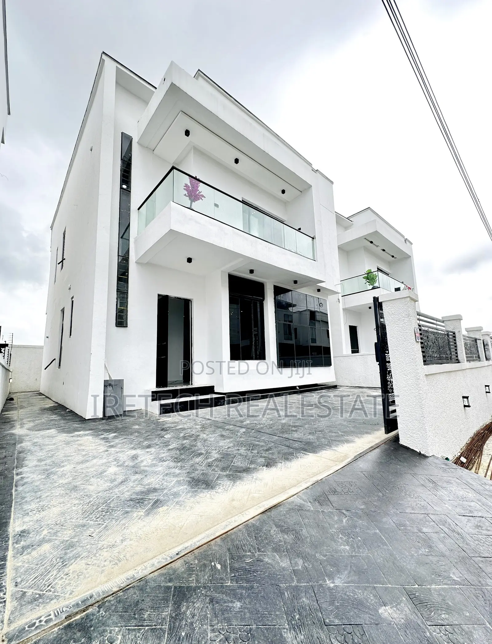 4bdrm Duplex in Ajah In A Secured for sale in Ajah
