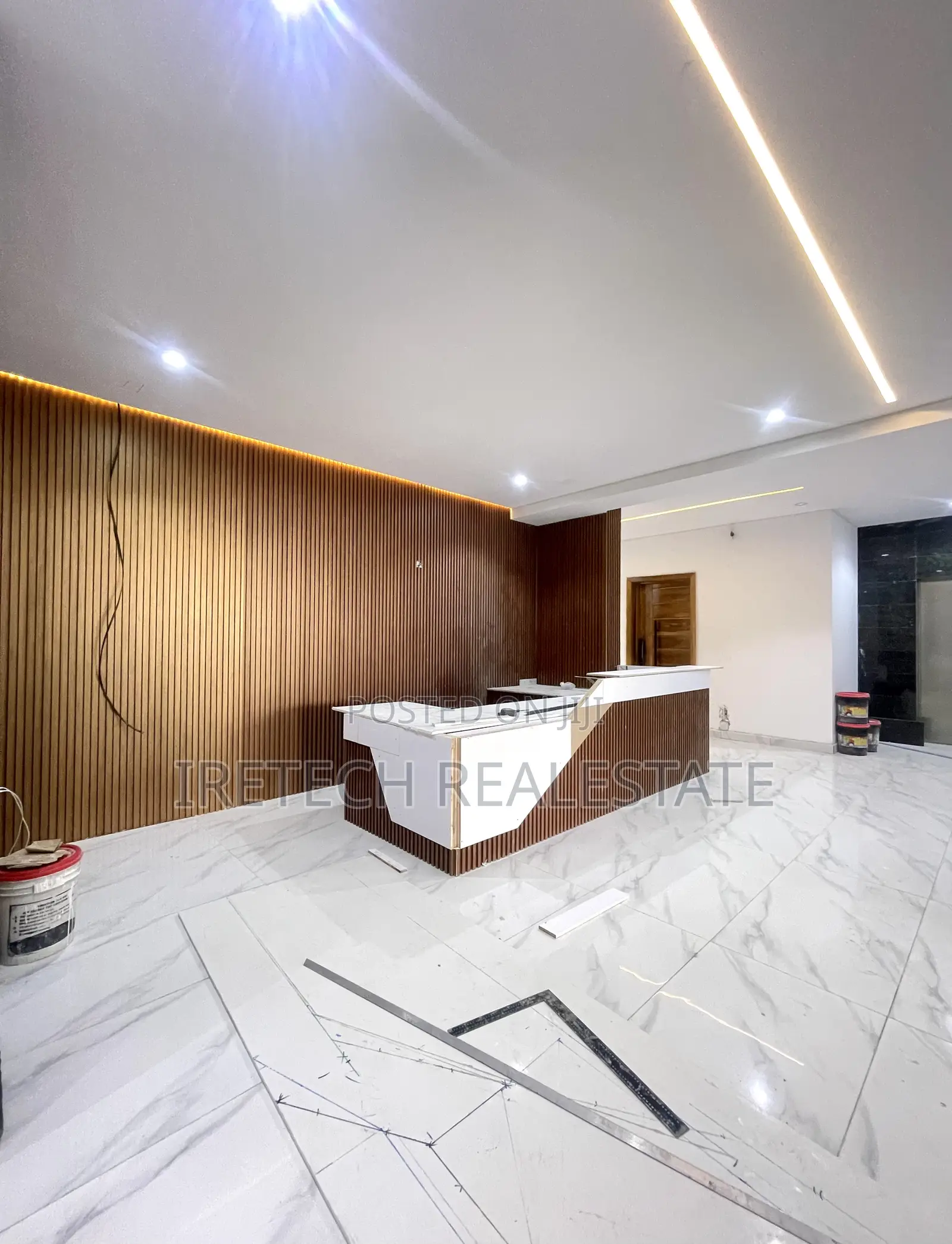 2bdrm Apartment in Lekki Phase 1 for sale in Lekki