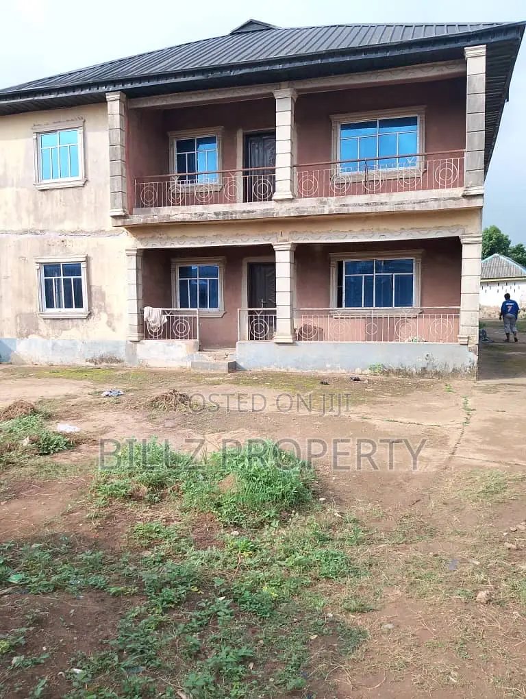 3bdrm Block of Flats in Good Shepherd, Abule Egba for sale in Abule Egba