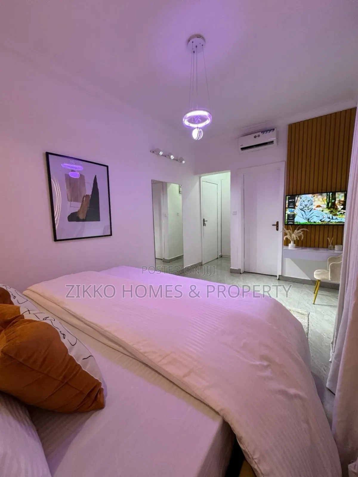One Bed Shortlet at Lekki Phase 1 in Lekki