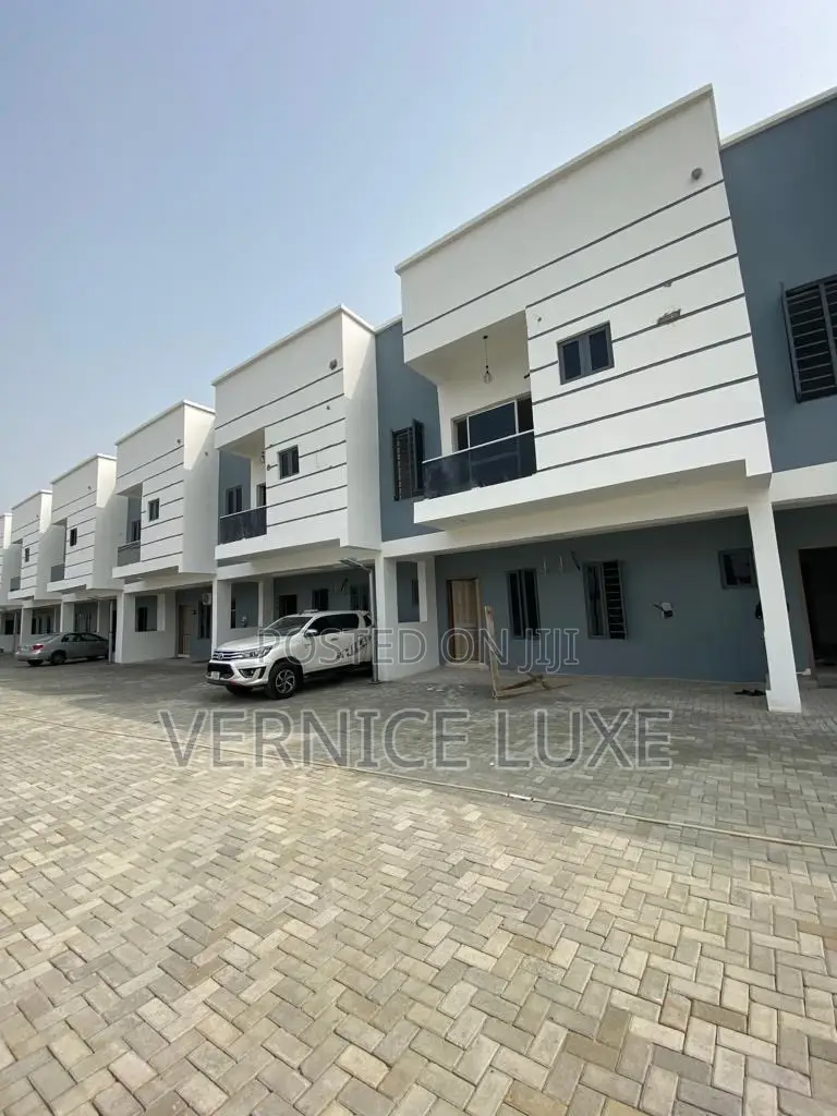 Furnished 4bdrm Townhouse / Terrace in Spring Valley Estate for rent in Abraham Adesanya Estate