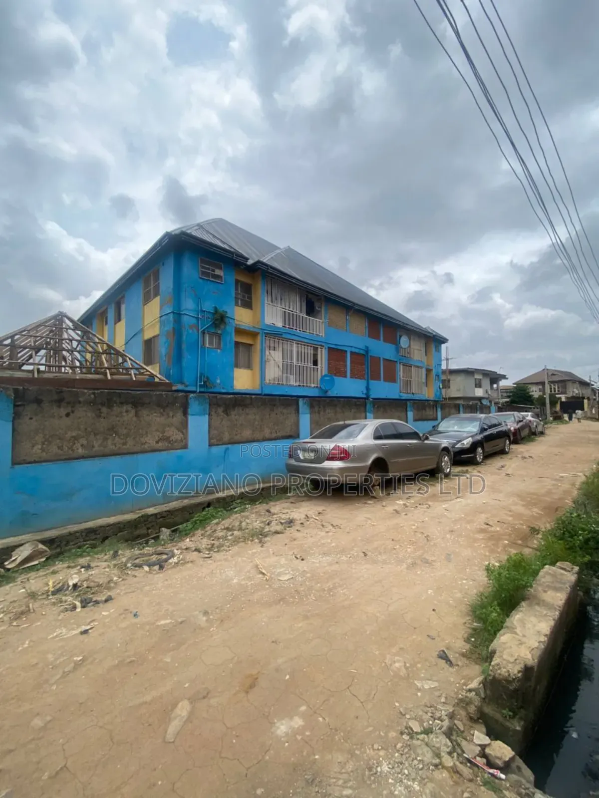 3bdrm Block of Flats in Ogba for sale in Ogba