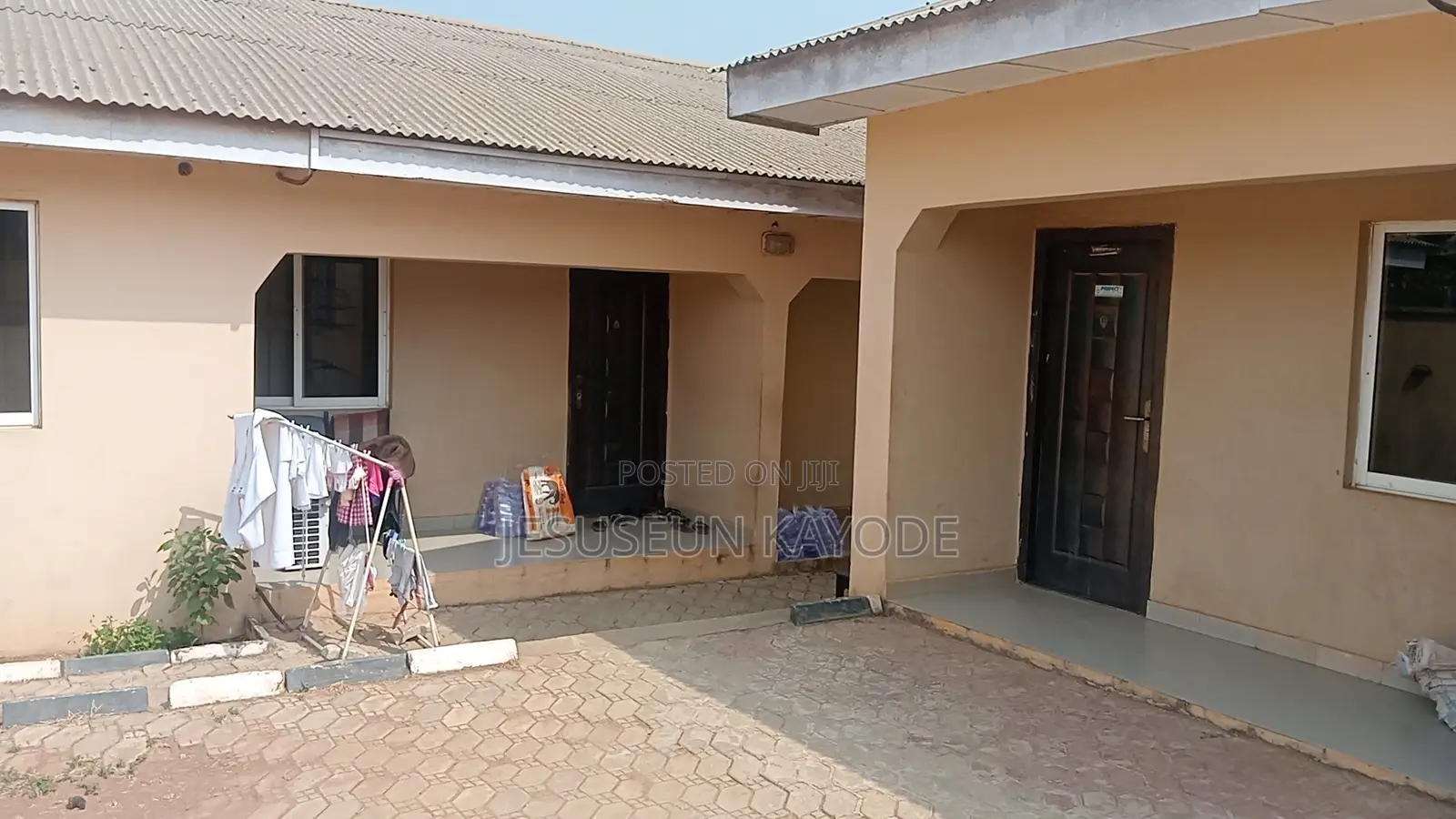 7bdrm Block of Flats in Off Gbaga Road, Ijede / Ikorodu for sale in Ijede / Ikorodu