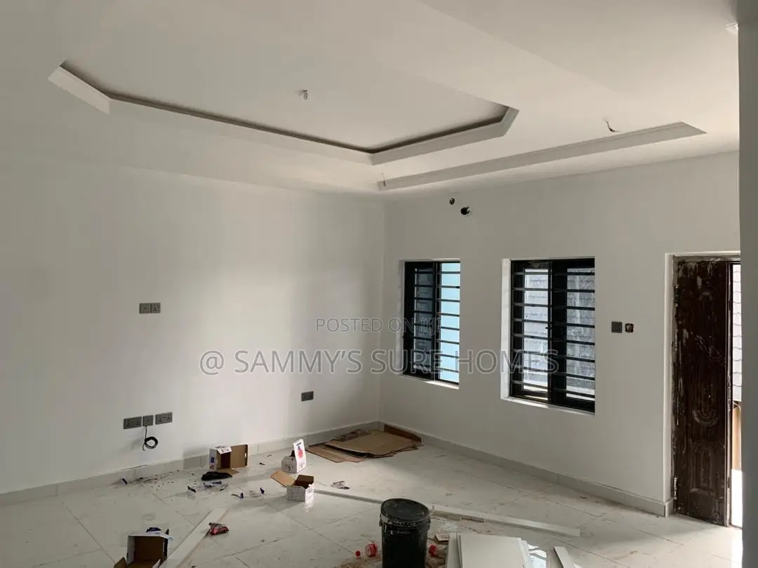 1bdrm Room & Parlour in Rock Vill Estate for rent in Dawaki