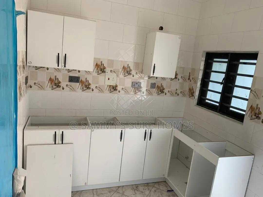 1bdrm Room & Parlour in Rock Vill Estate for rent in Dawaki