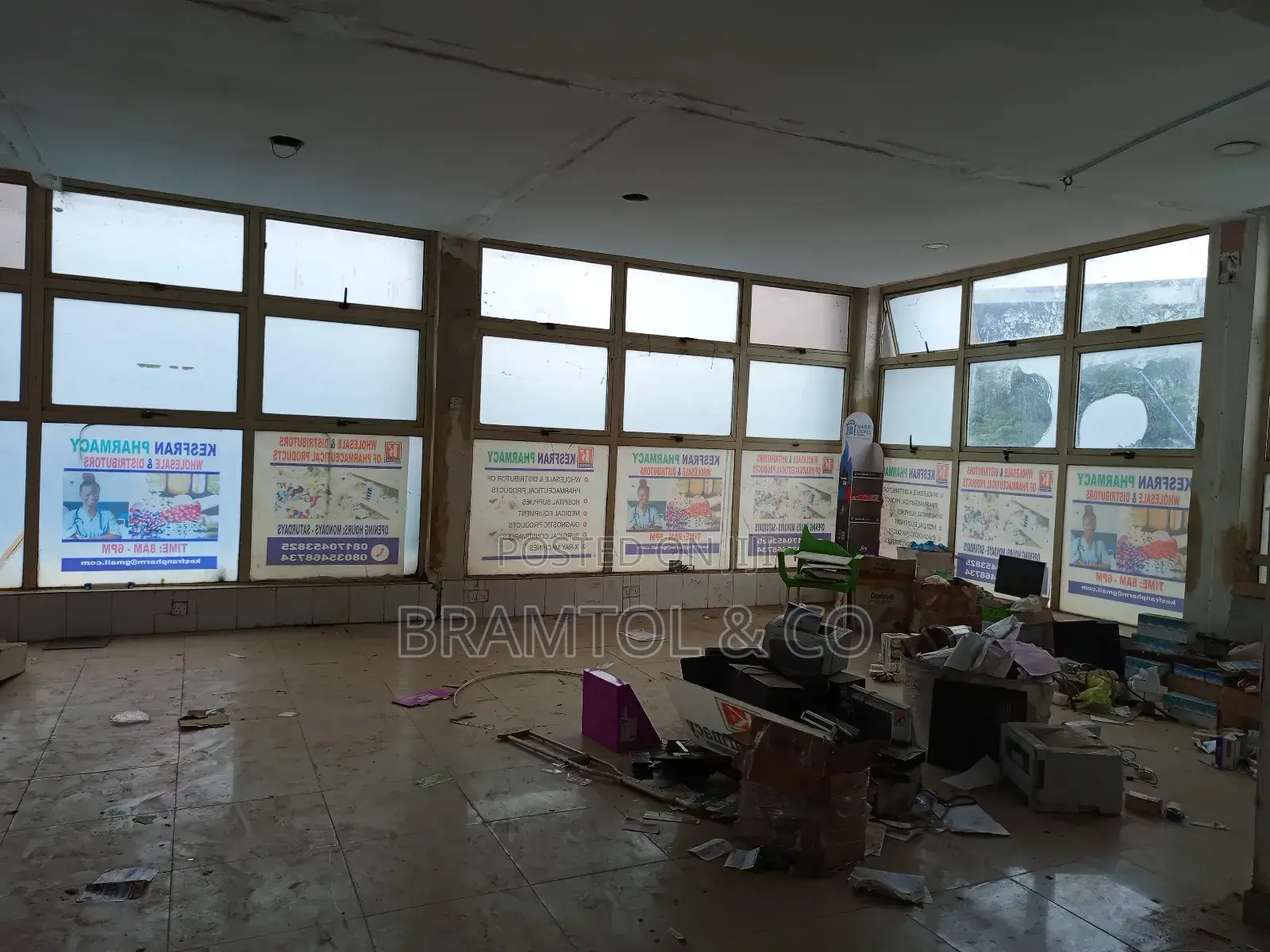 Large 54 SQM Business Space/Shop/Office in Utako in Utako