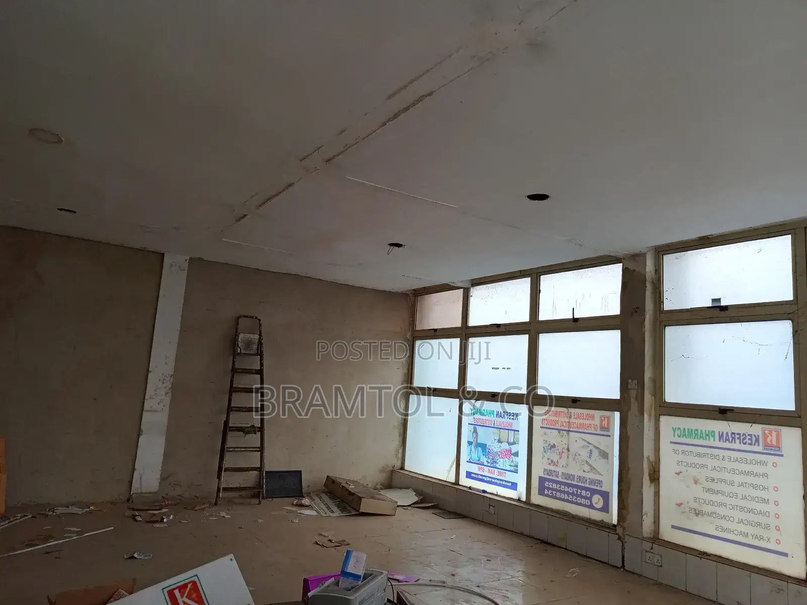 Large 54 SQM Business Space/Shop/Office in Utako in Utako