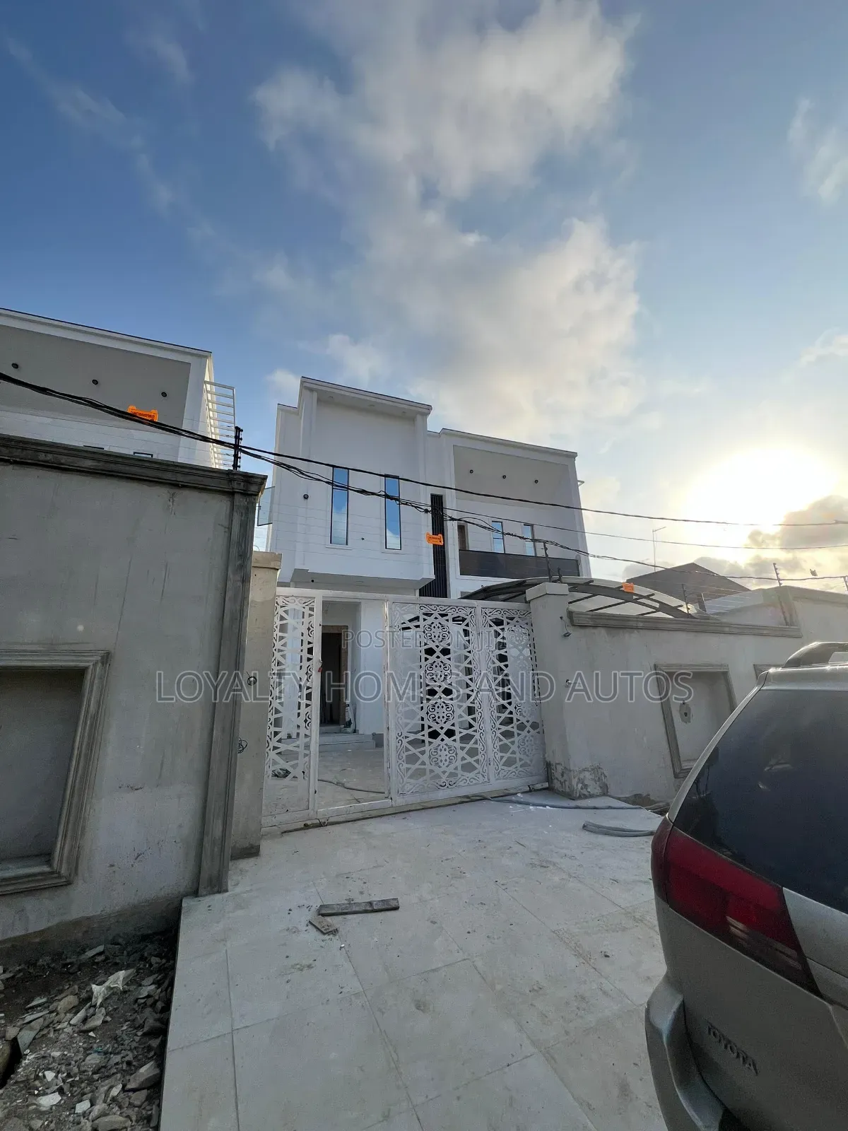 5bdrm Duplex in Omole Phase 1 Ikeja for sale in Omole Phase 1