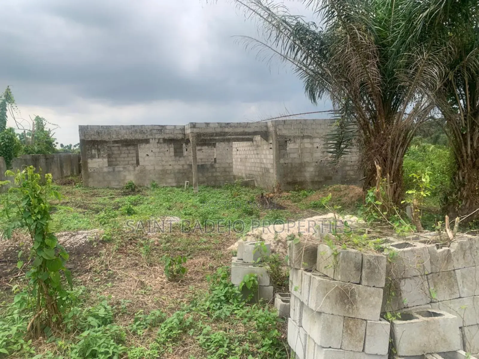 3bdrm Block of Flats in Immaculate Phase 2, Gberigbe for sale in Gberigbe
