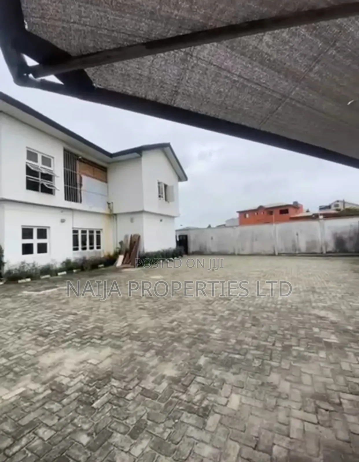 5bdrm Duplex in Ajah for sale in Ajah