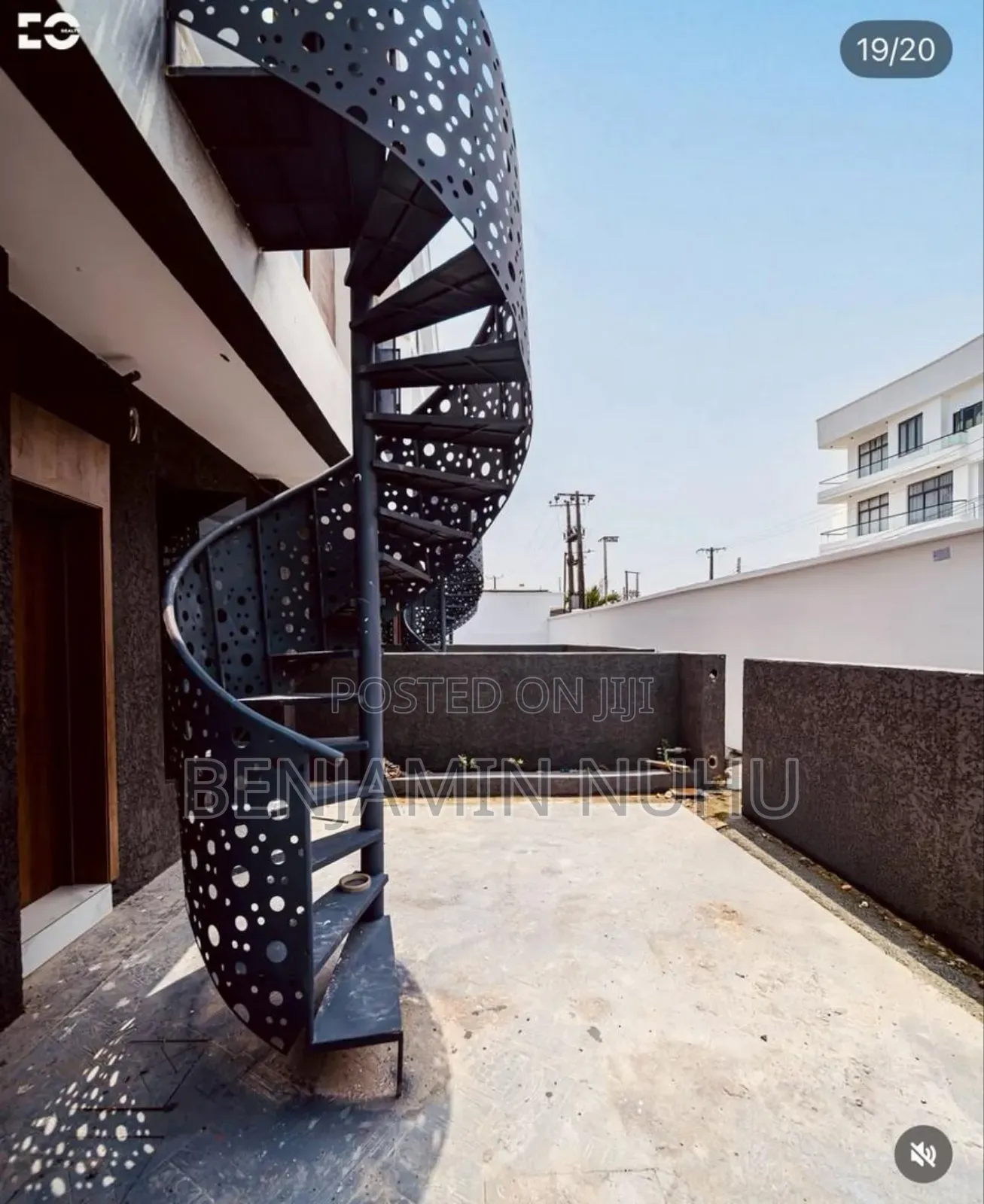 4bdrm Townhouse/Terrace in Lekki Phase 1 for Sale in Lekki Phase 1