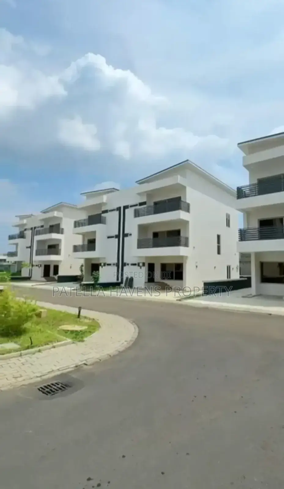 Spacious Semi Detached Duplex for Sale in Lifecamp in Life Camp