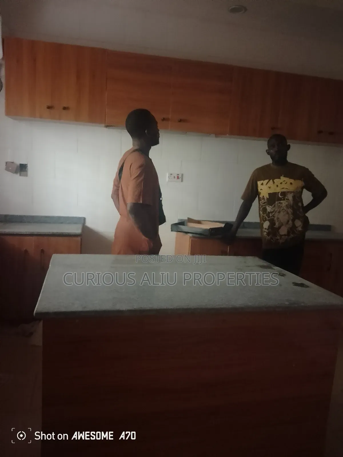 3bdrm Block of Flats in Block Of Flat, Life Camp for sale in Life Camp