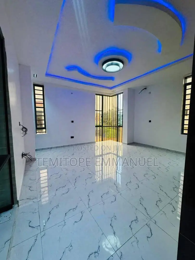 Furnished 4bdrm Duplex in Estate, Fagba Side for sale in Ifako-Ogba