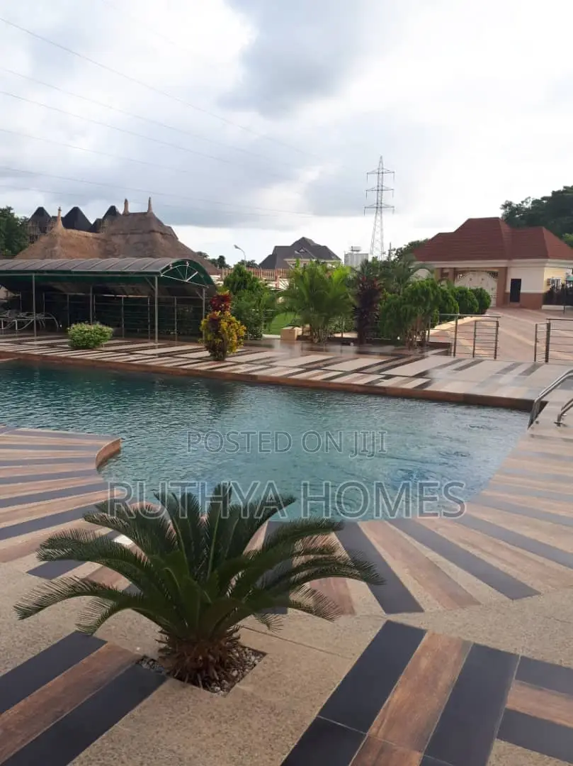 35 Bedroom Luxury Hotel in Guzape in Guzape District