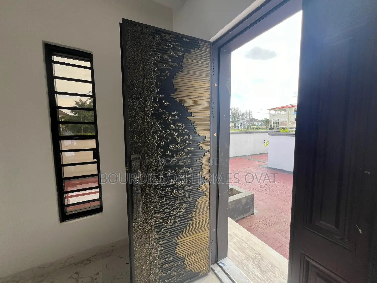 5bdrm Duplex in Sangotedo for sale in Sangotedo