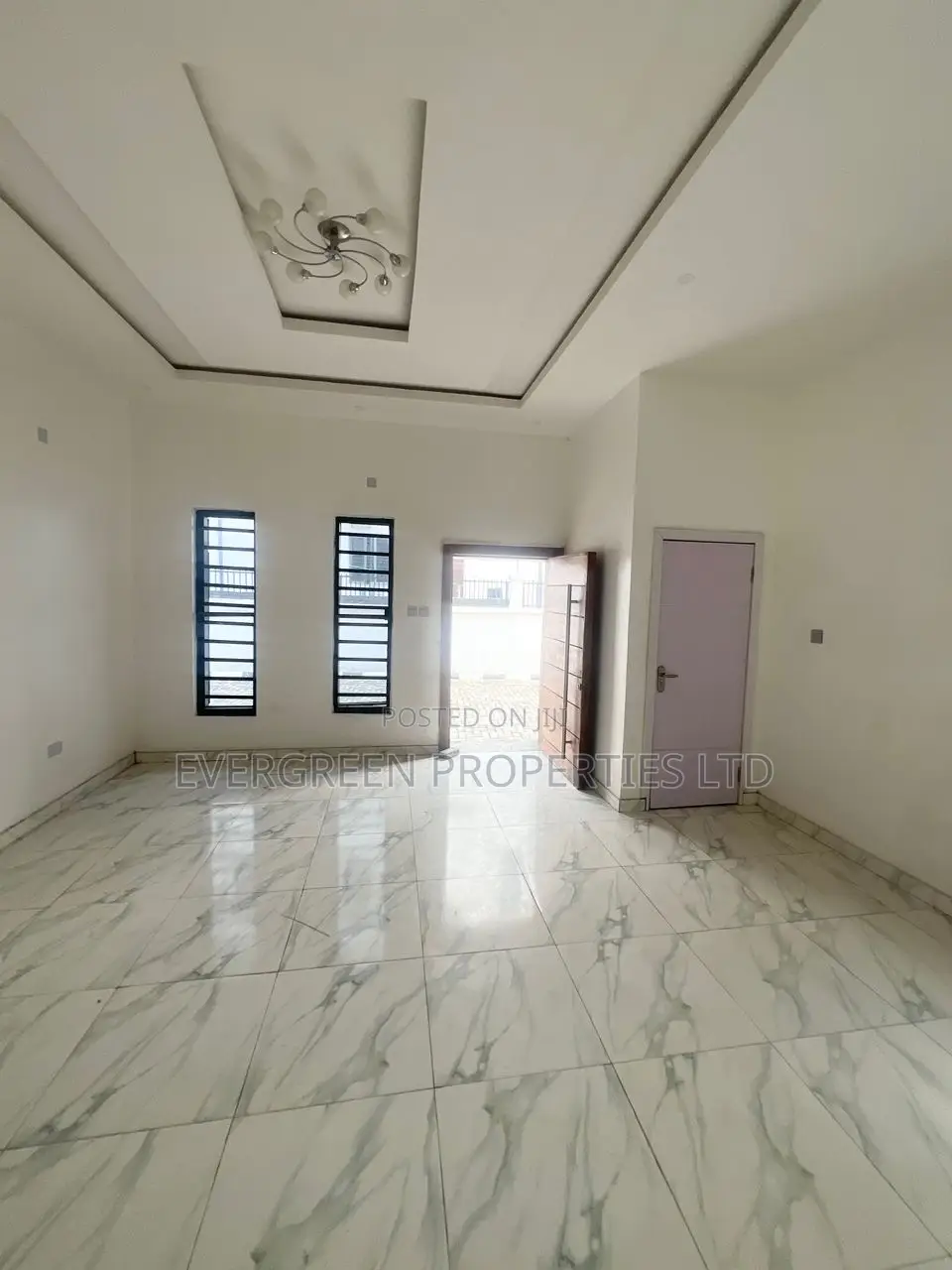 4bdrm Duplex in Lekki Phase 1 for sale in Lekki Phase 1