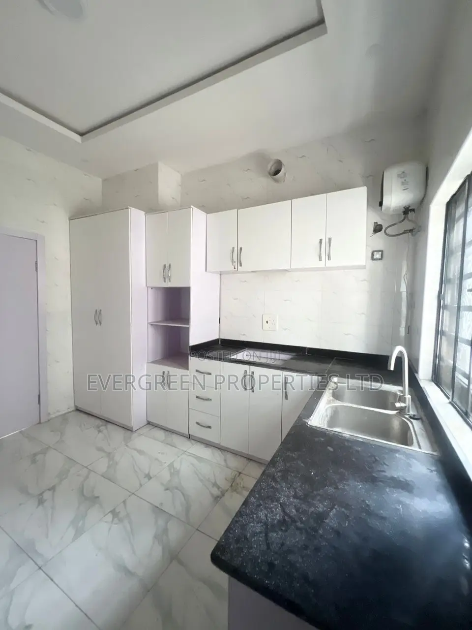 4bdrm Duplex in Lekki Phase 1 for sale in Lekki Phase 1