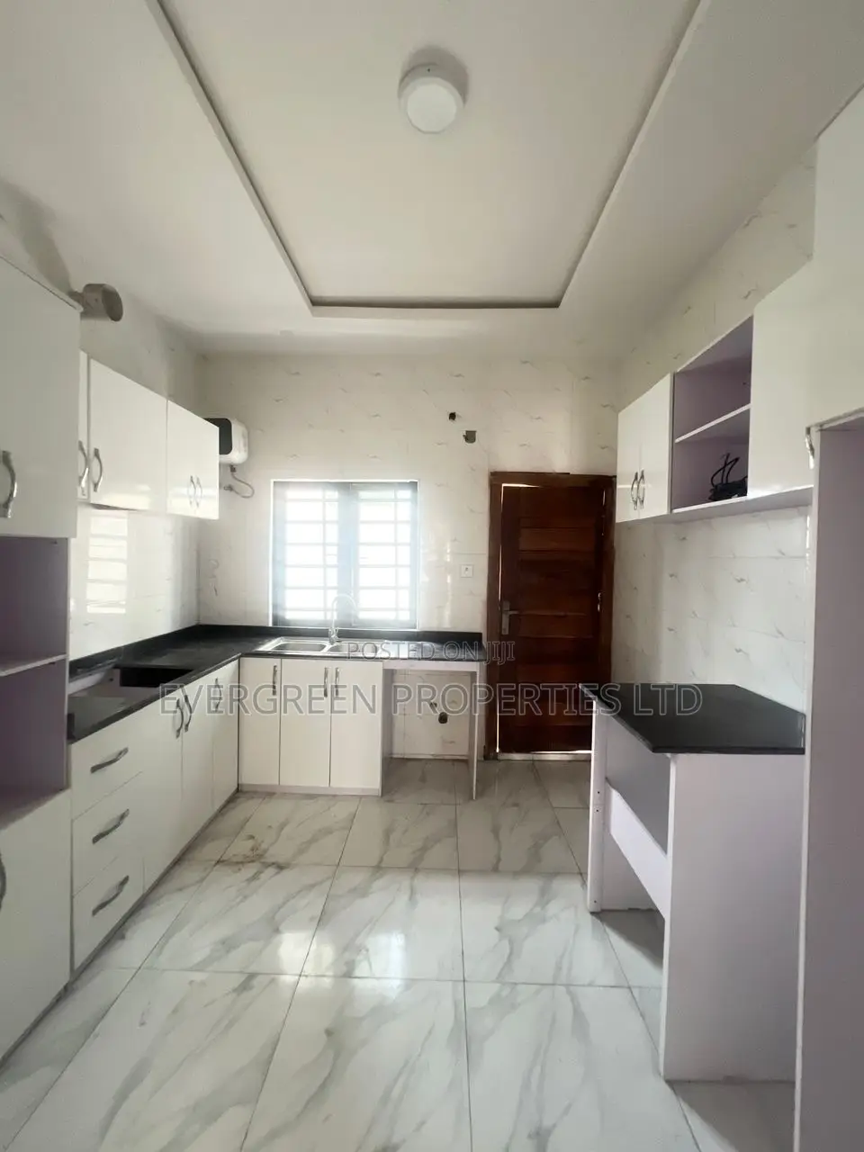 4bdrm Duplex in Lekki Phase 1 for sale in Lekki Phase 1