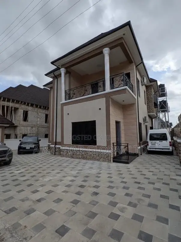 Furnished 6bdrm Duplex in Summit Estate, FHA for sale in FHA