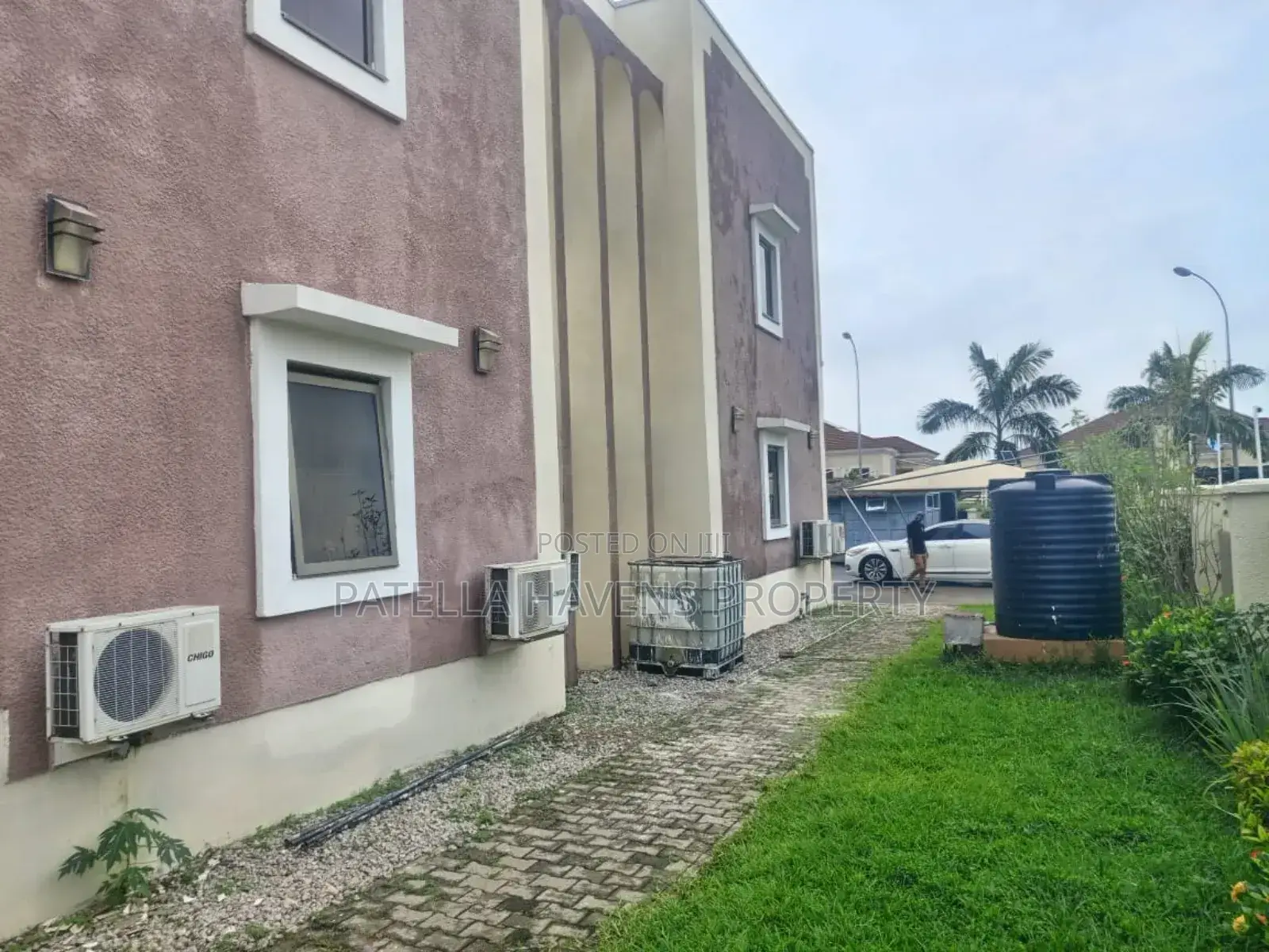 5bdrm Duplex in Kado for sale in Kado