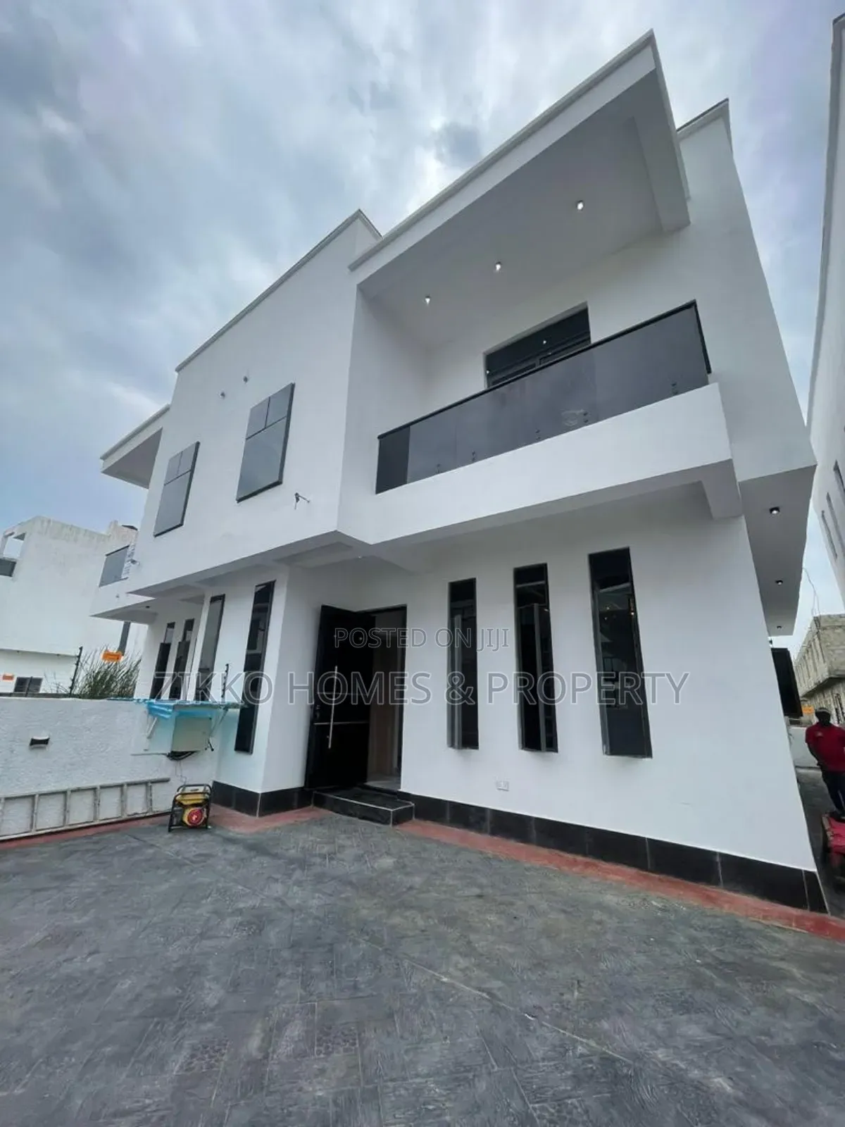 4bdrm Duplex in Ado Ajah, Lekki for sale in Lekki