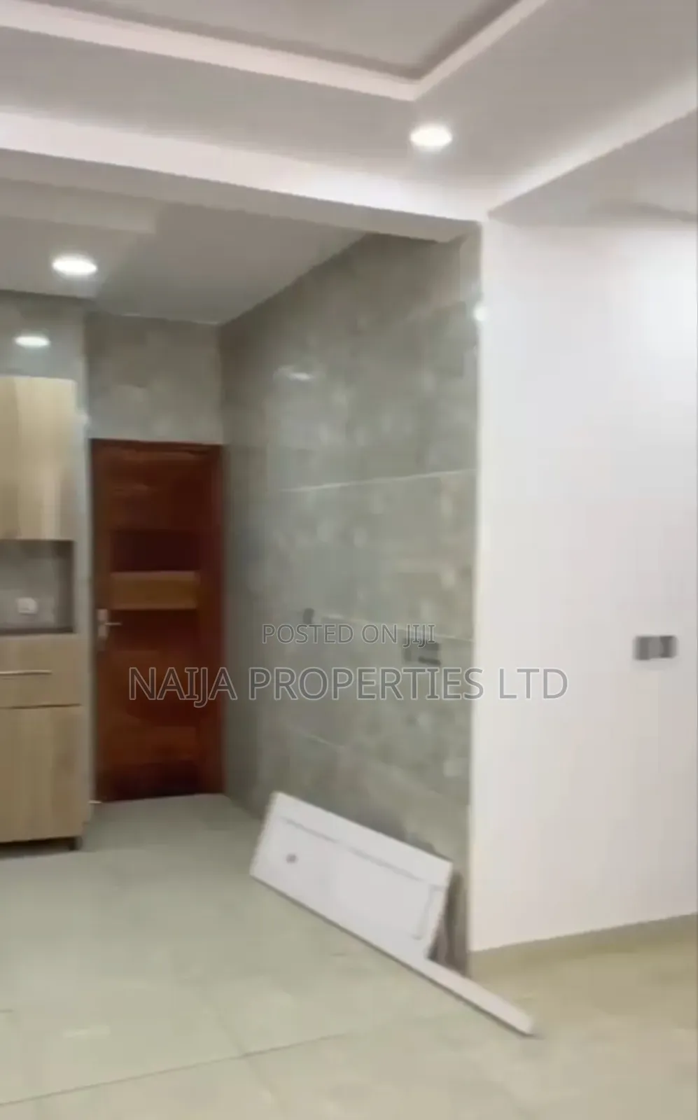 4bdrm Maisonette in Chisco-Ikate, Lekki for sale in Lekki