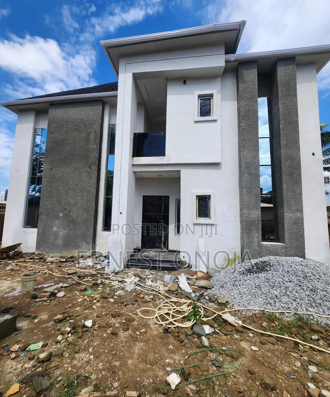 5bdrm Mansion in Gwarinpa Main for sale in Gwarinpa