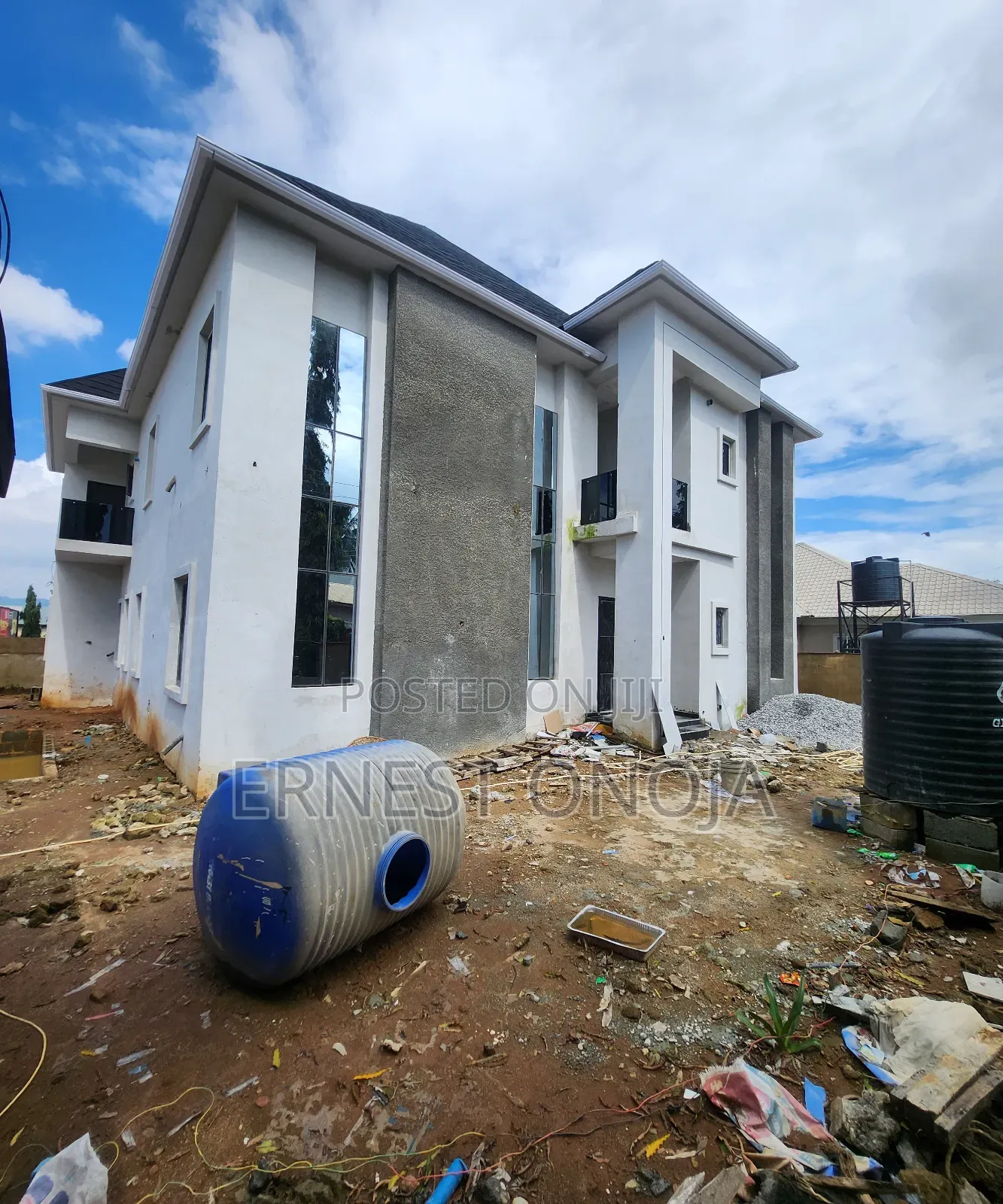5bdrm Mansion in Gwarinpa Main for sale in Gwarinpa