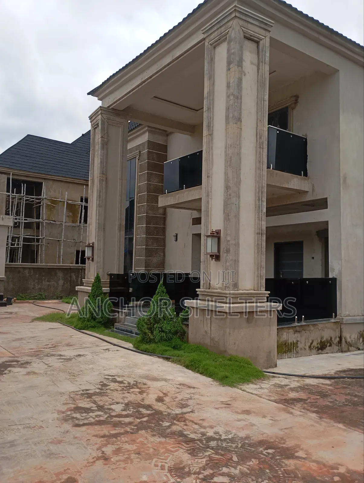 4bdrm Duplex in Seaman Metropolis, Lugbe District for sale in Lugbe District