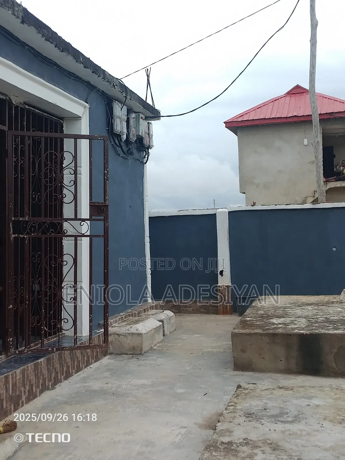 2bdrm Block of Flats in Bomode Oku Dangote, Igbogbo for rent in Igbogbo