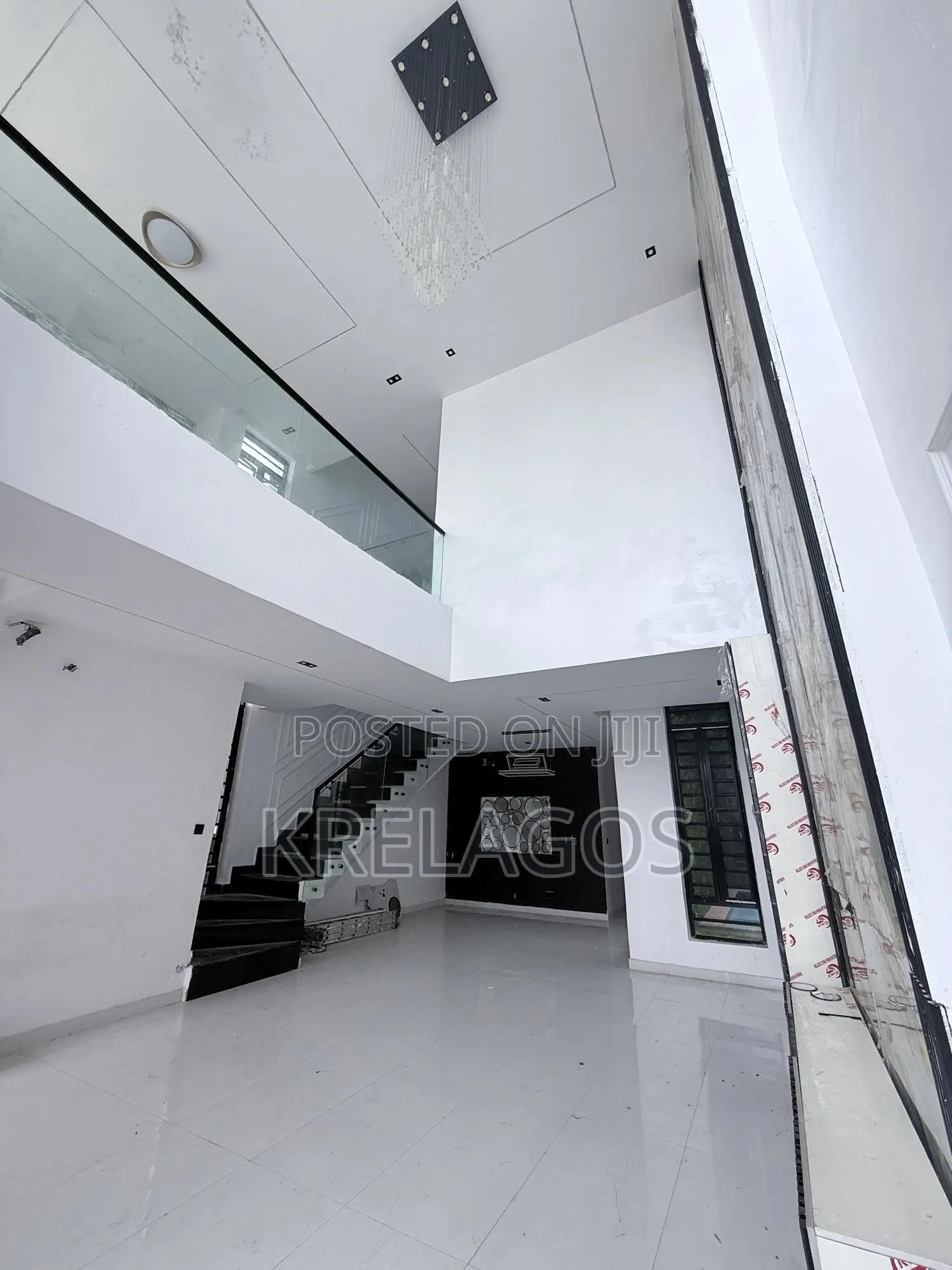 5bdrm Duplex in Ikota for sale in Ikota