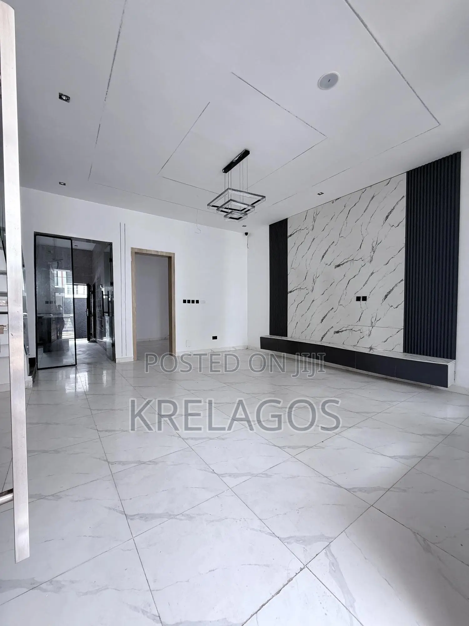4bdrm Duplex in Ikota for sale in Ikota