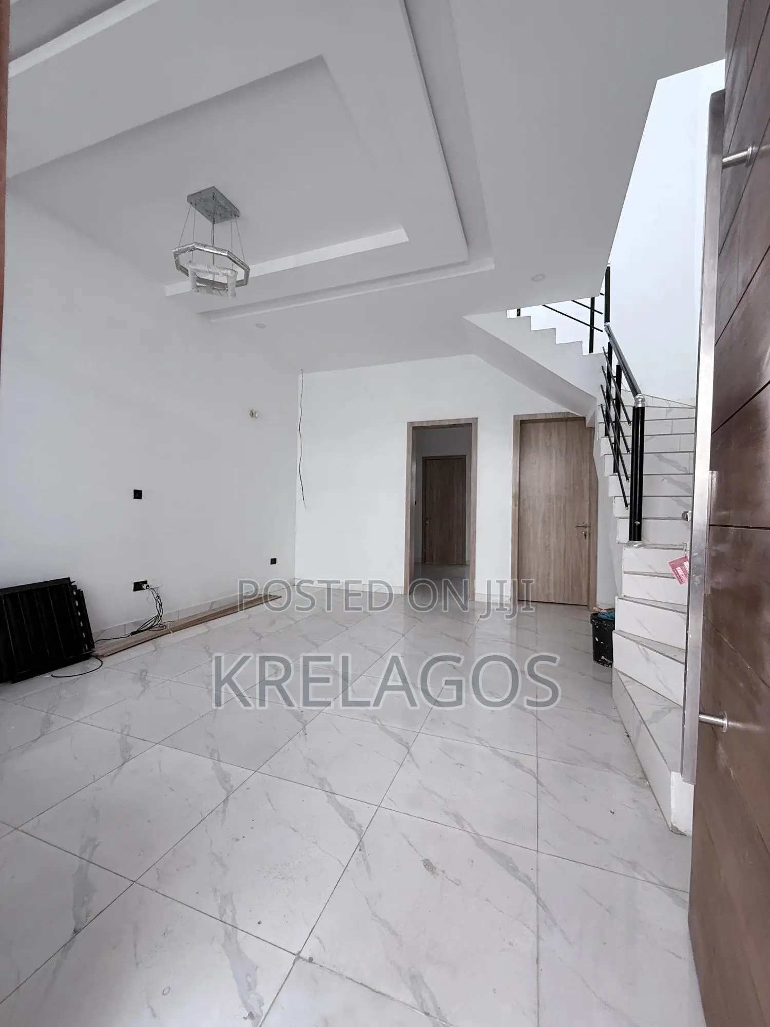3bdrm Duplex in Ikota for sale in Ikota