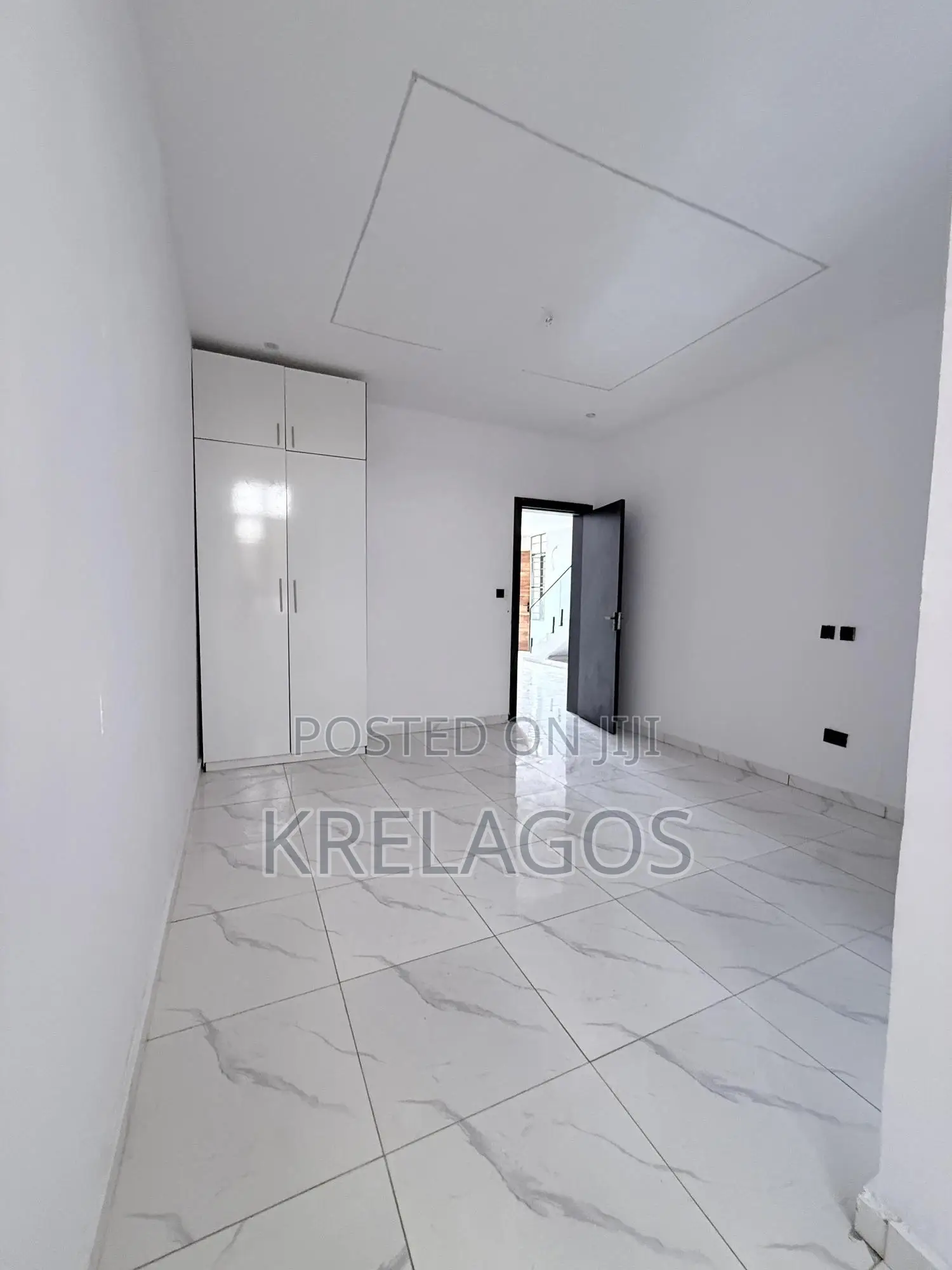 4bdrm Duplex in Ikota for sale in Ikota