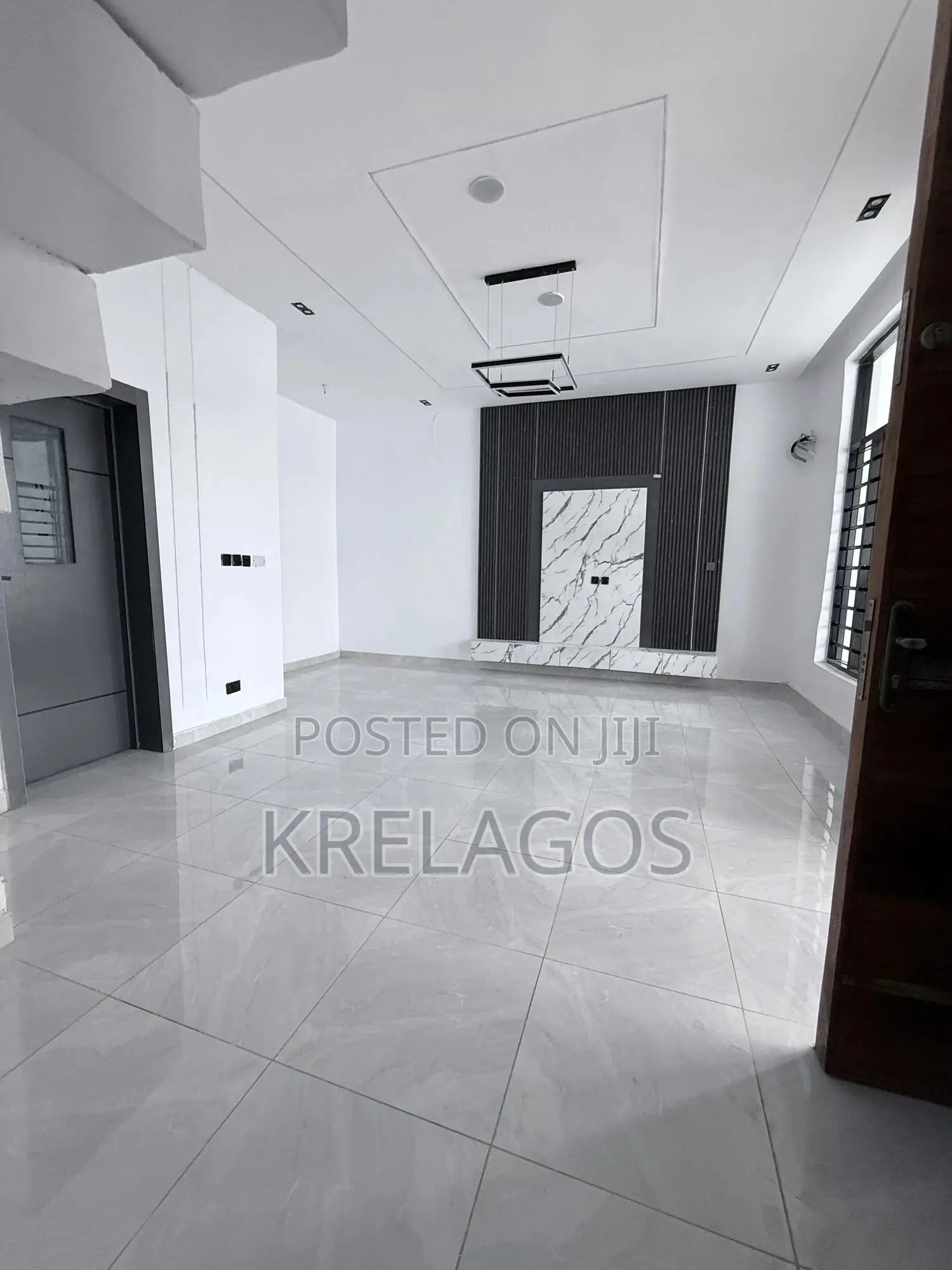 3bdrm Duplex in Ikota for sale in Ikota