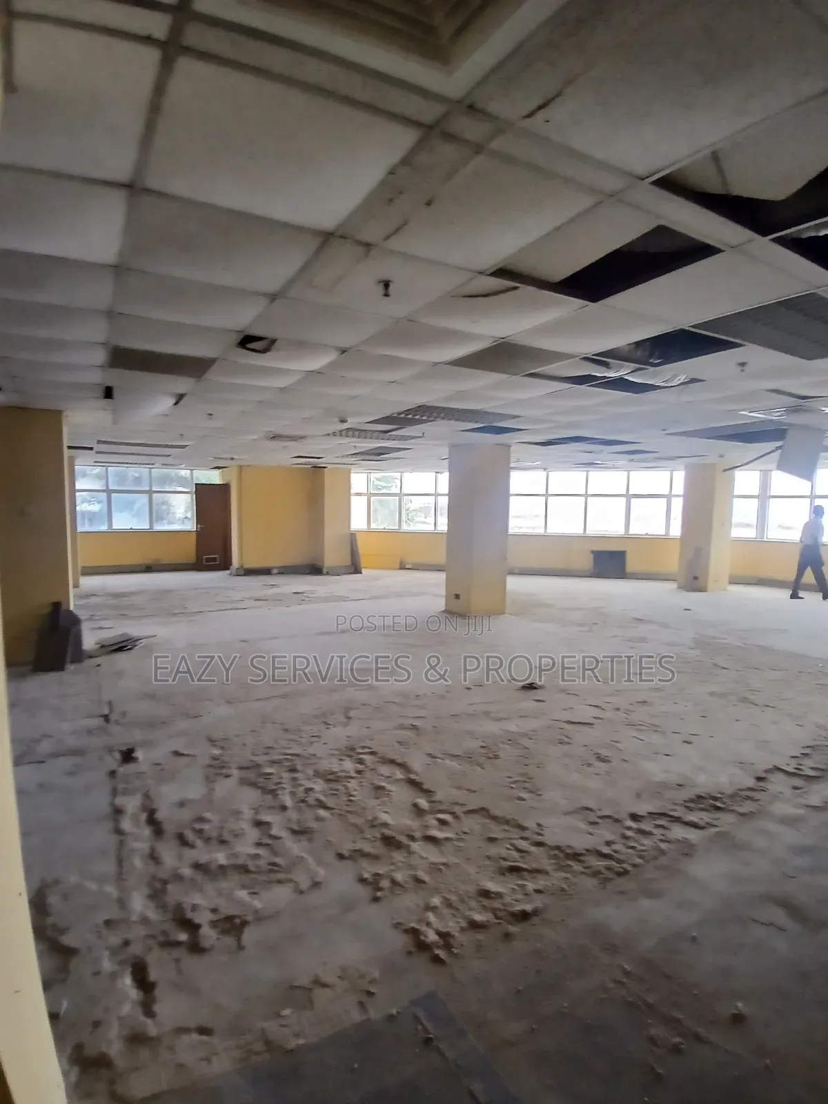 Fully Serviced 300sqm Office Space (3rd Floor) in Victoria Island