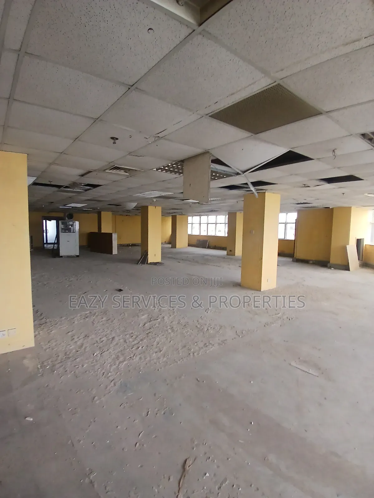 Fully Serviced 300sqm Office Space (3rd Floor) in Victoria Island