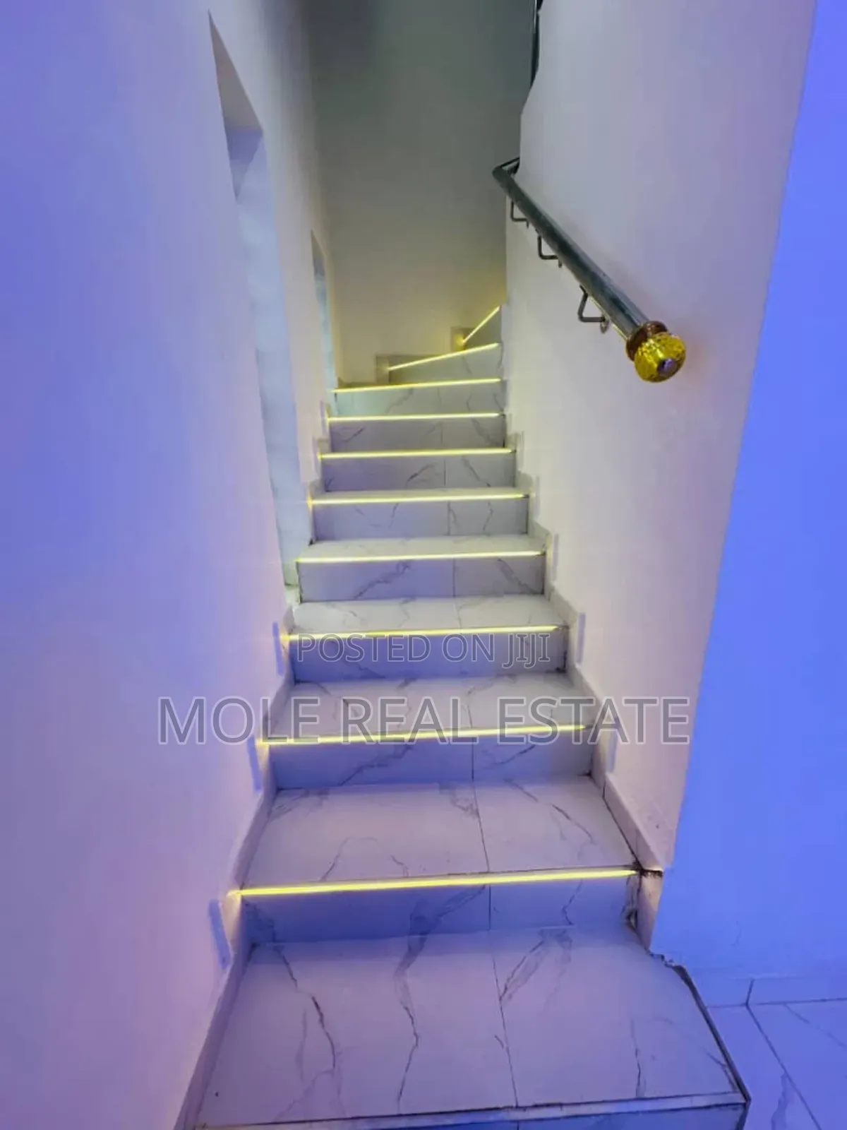Furnished 3bdrm Duplex in Omole Phase 2 for sale in Omole Phase 2