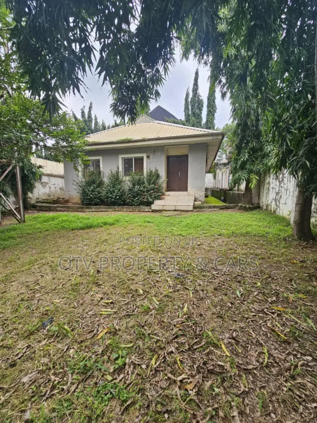 10bdrm Bungalow in Maitama for sale in Maitama
